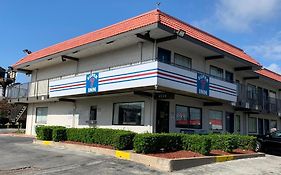 Super 7 Motel Dallas Tx